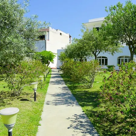 Отель Park Victoria 3*